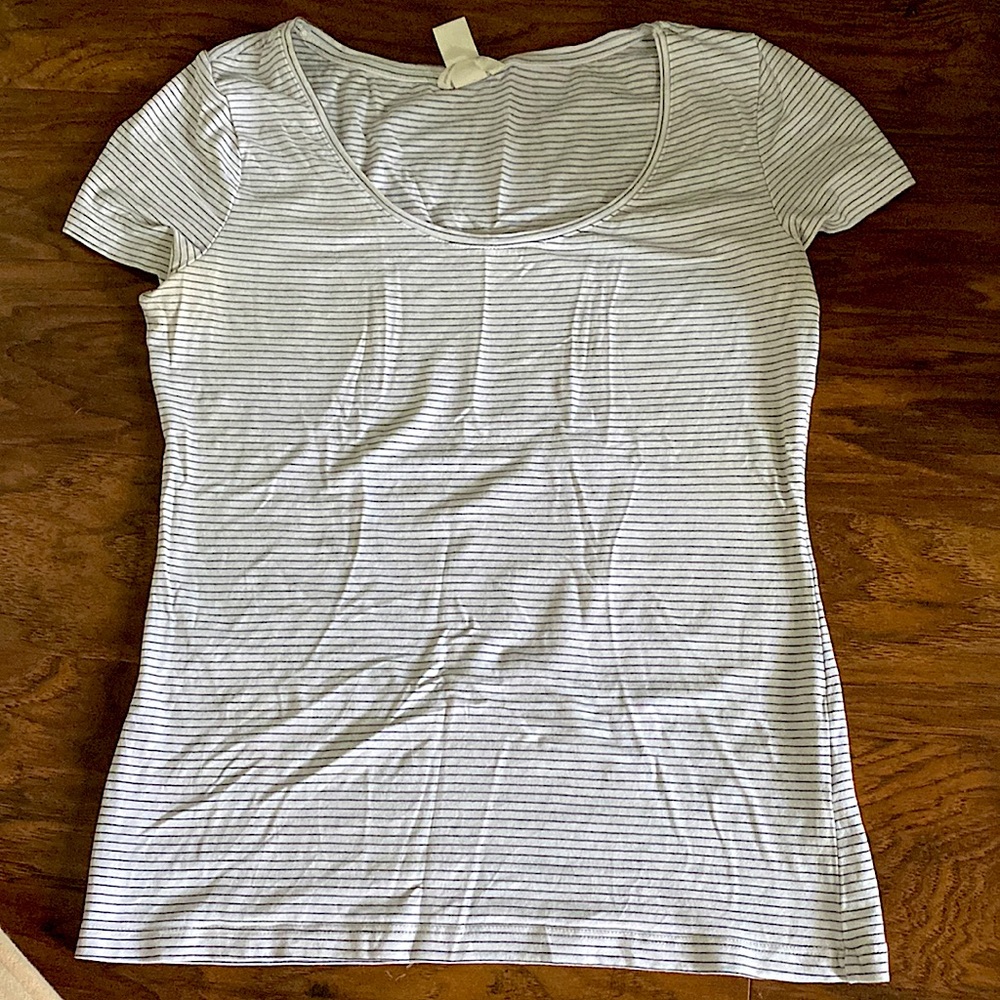 Tight B&W T-Shirt